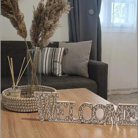 Holiday home Elli's House